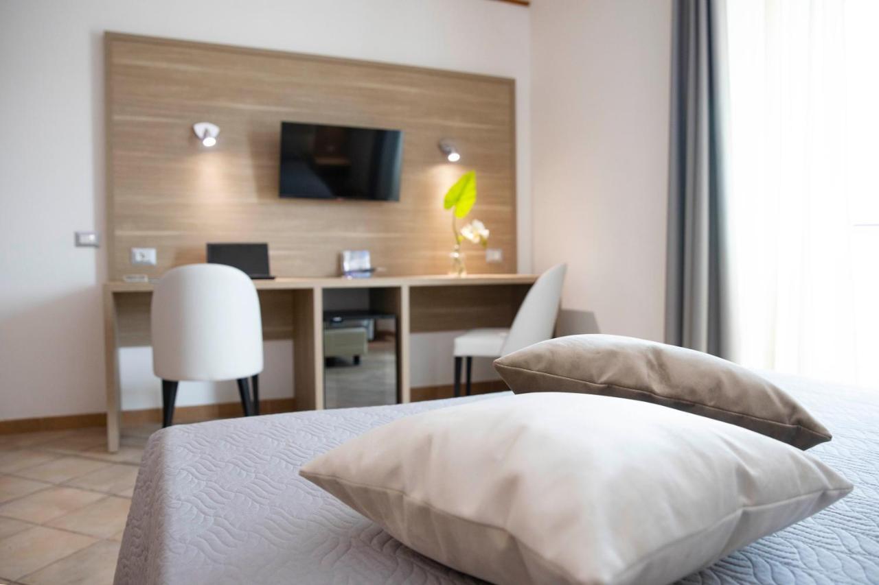 Pegasus Hotel Sassari Exteriör bild