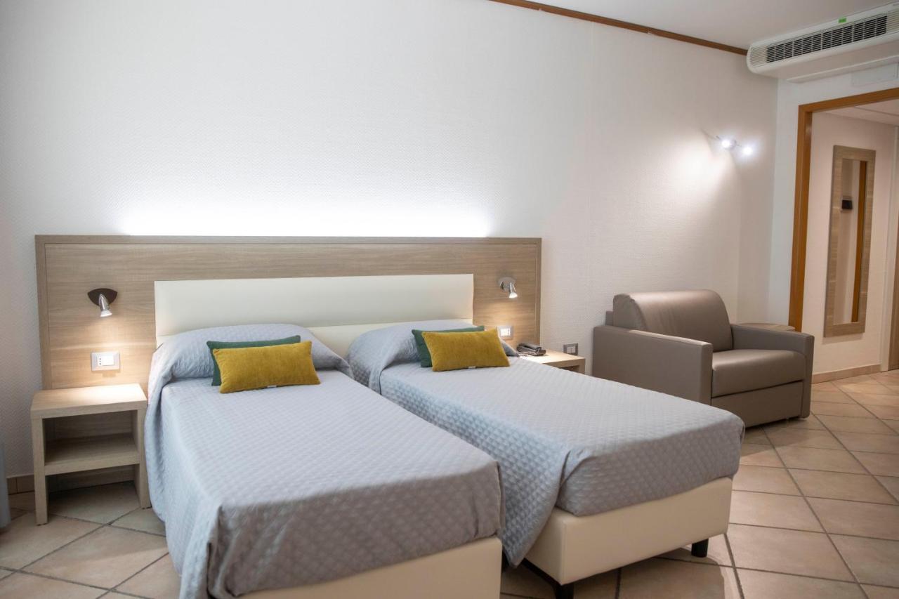 Pegasus Hotel Sassari Exteriör bild